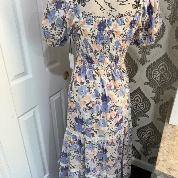 Floral Puff Sleeve Maxi Dress size XS - Picture 3 of 7